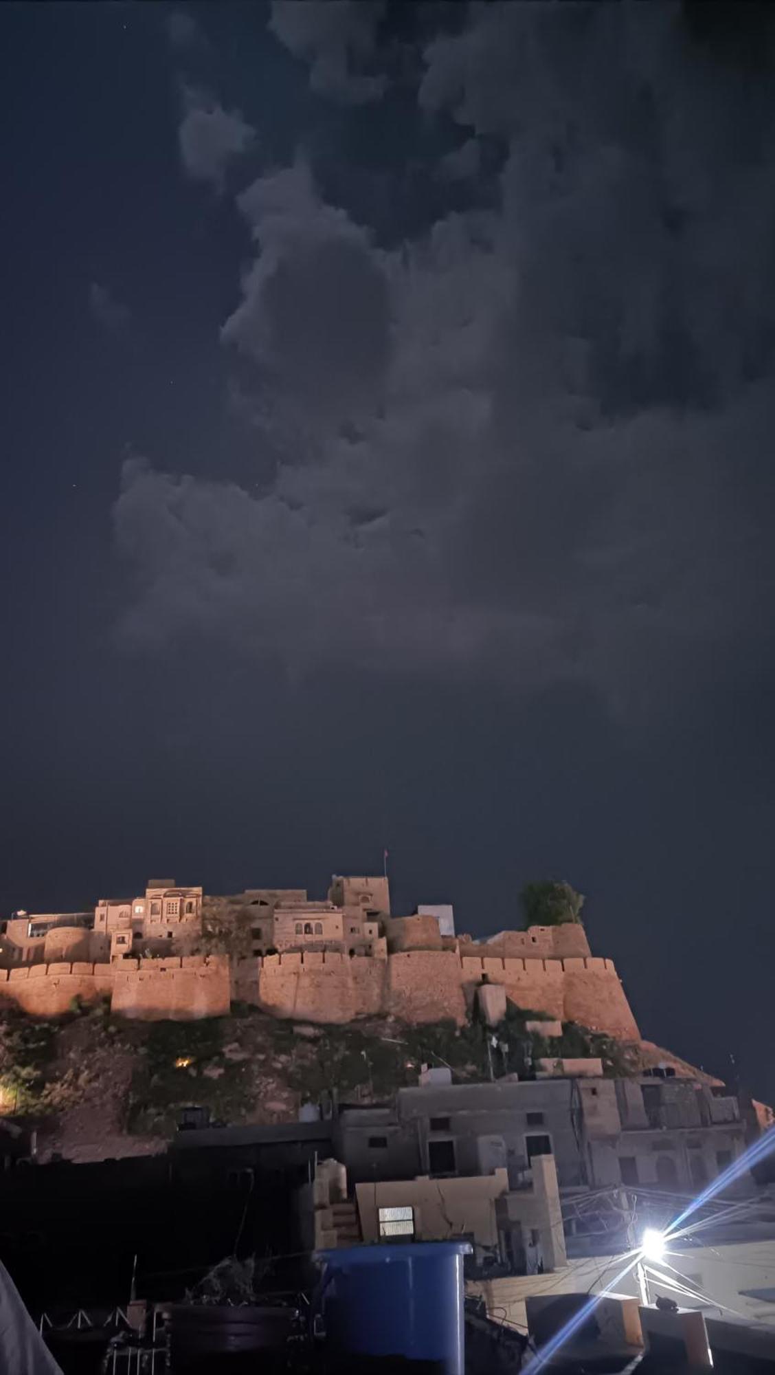 Mirvana Guest House & Camel Safari Jaisalmer Exterior photo