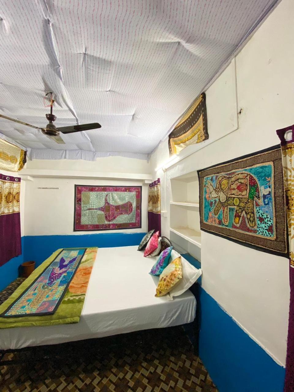 Mirvana Guest House & Camel Safari Jaisalmer Exterior photo